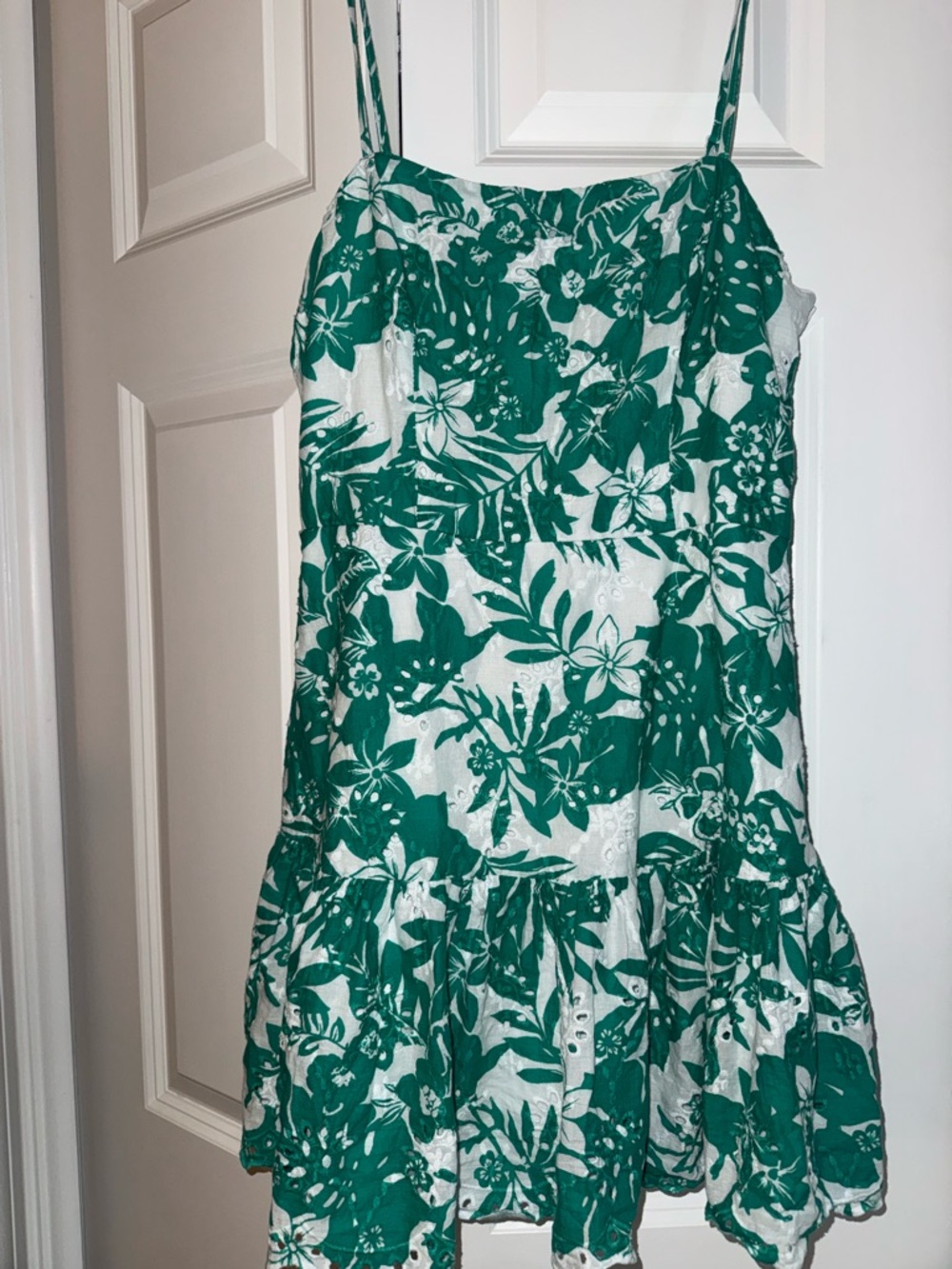 Francesca’s Green Floral Eyelet Dress Size M